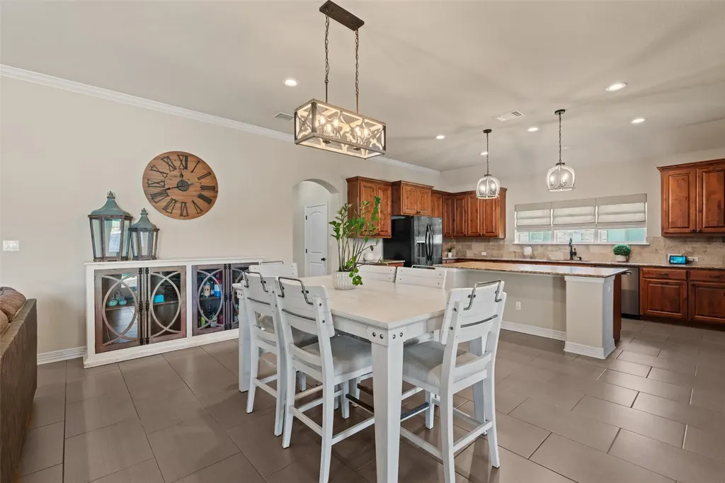 205 Quarry Lake Estate Liberty Hill TX 78642