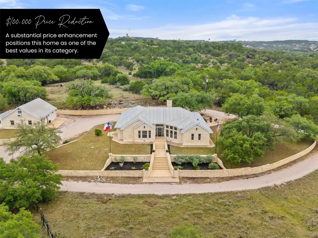 4915 Canyon Ranch Trail Spicewood TX 78669