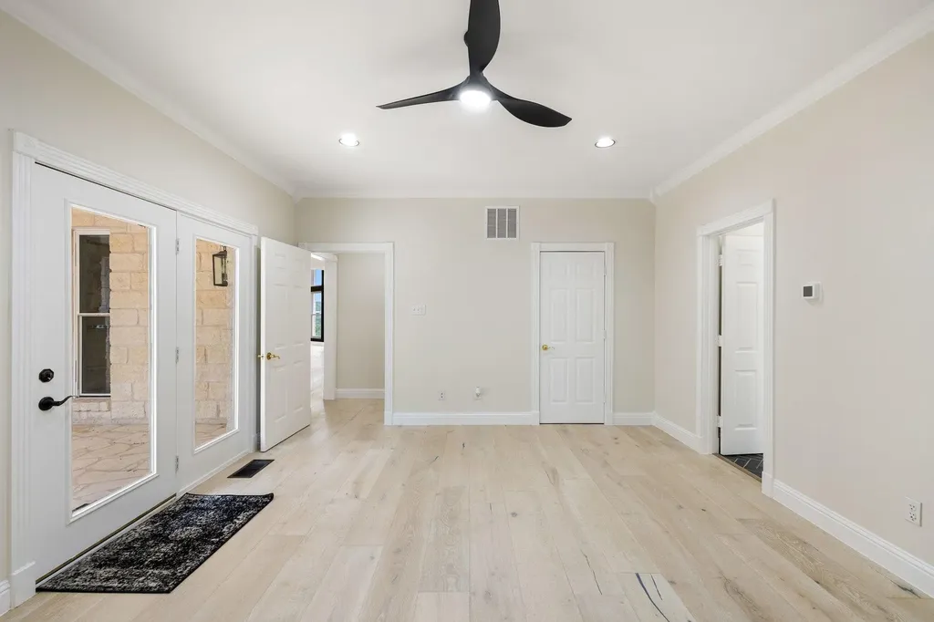 4915 Canyon Ranch Trail Spicewood TX 78669