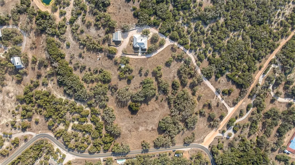 4915 Canyon Ranch Trail Spicewood TX 78669