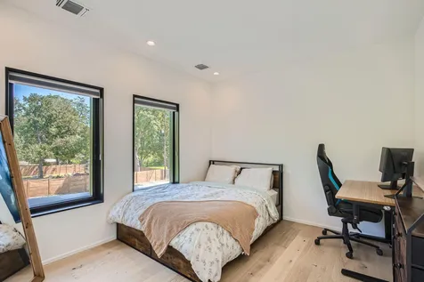 7525 Delafield Lane Austin TX 78752