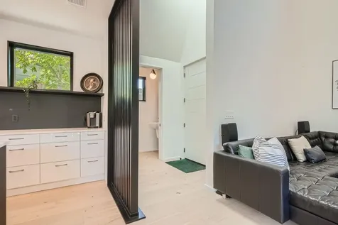 7525 Delafield Lane Austin TX 78752