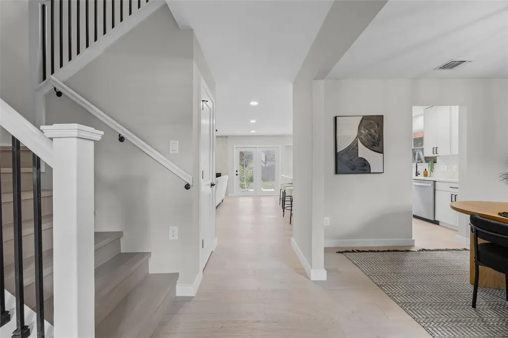 2817 Norfolk Drive Austin TX 78745