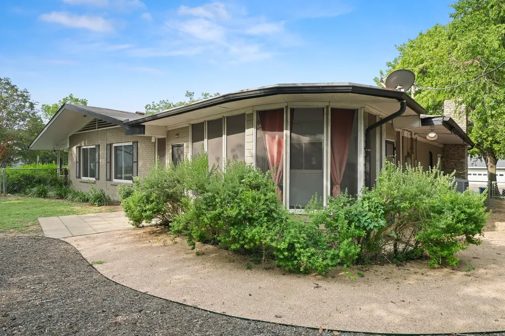 4702 Lasso Path Austin TX 78745