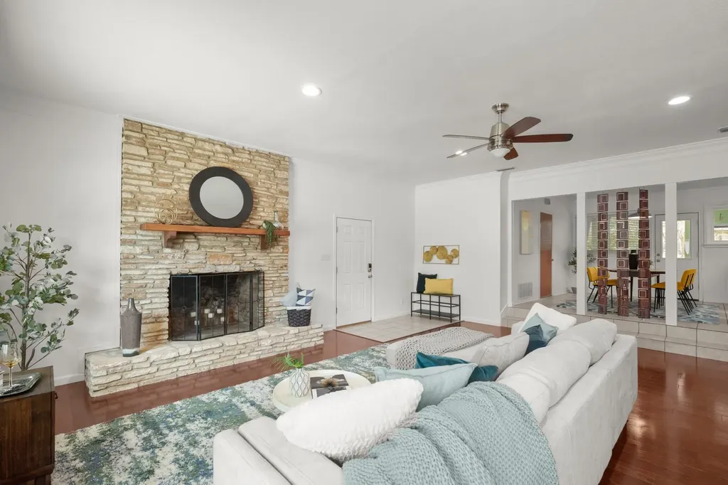 4702 Lasso Path Austin TX 78745