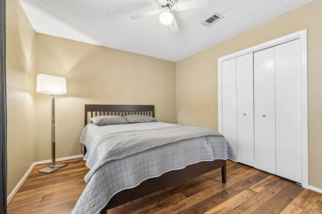1015 Yager Lane Austin TX 78753