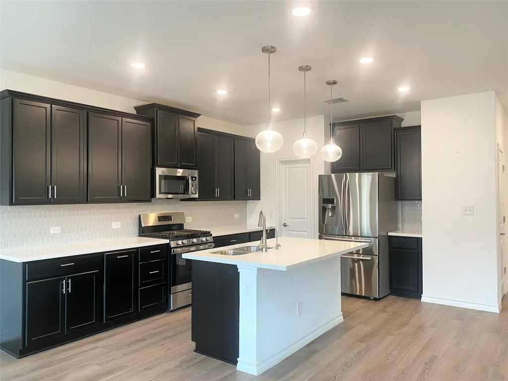 109 Stinchcomb Road Hutto TX 78634