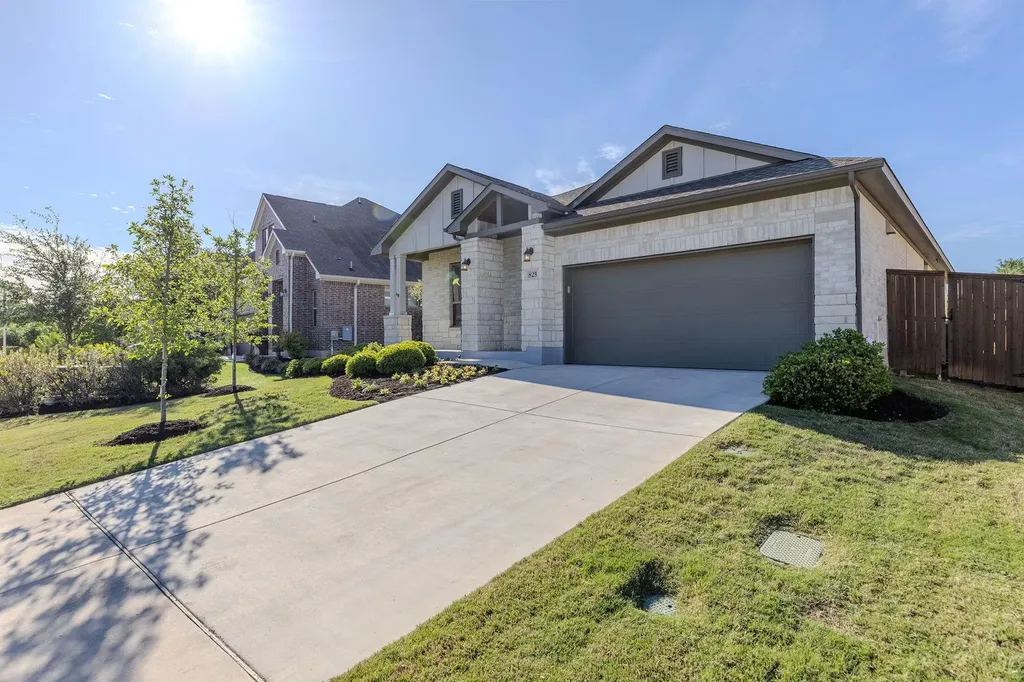 825 Whitetail Drive Round Rock TX 78681