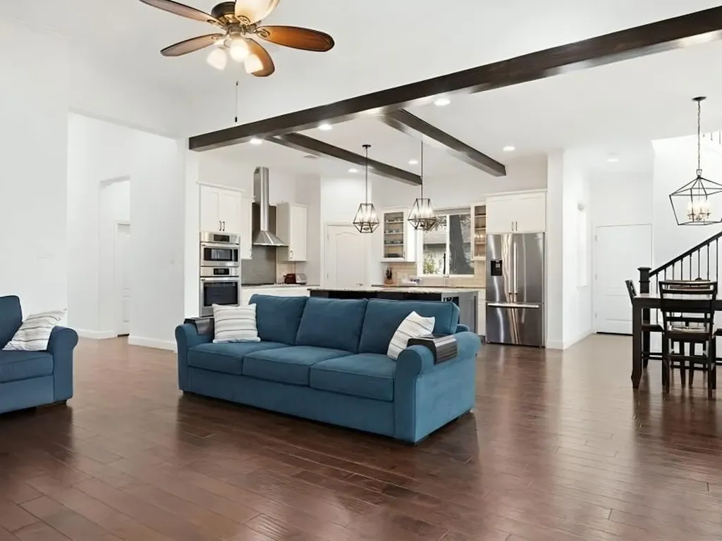 6709 Melava Court Austin TX 78749