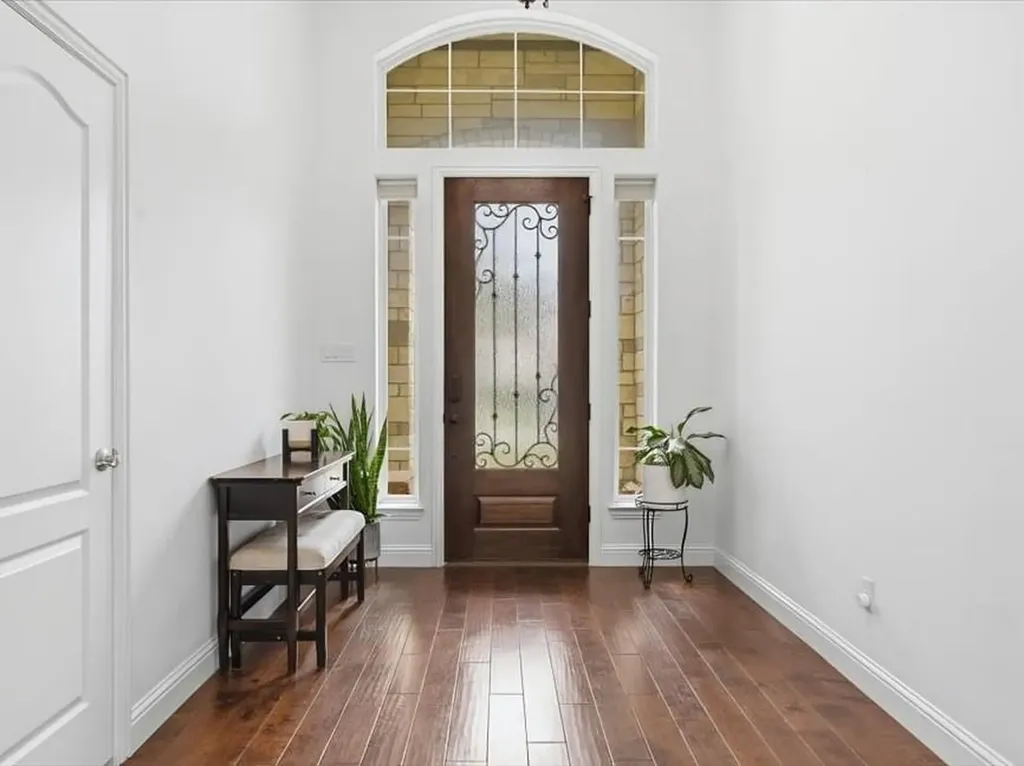 6709 Melava Court Austin TX 78749