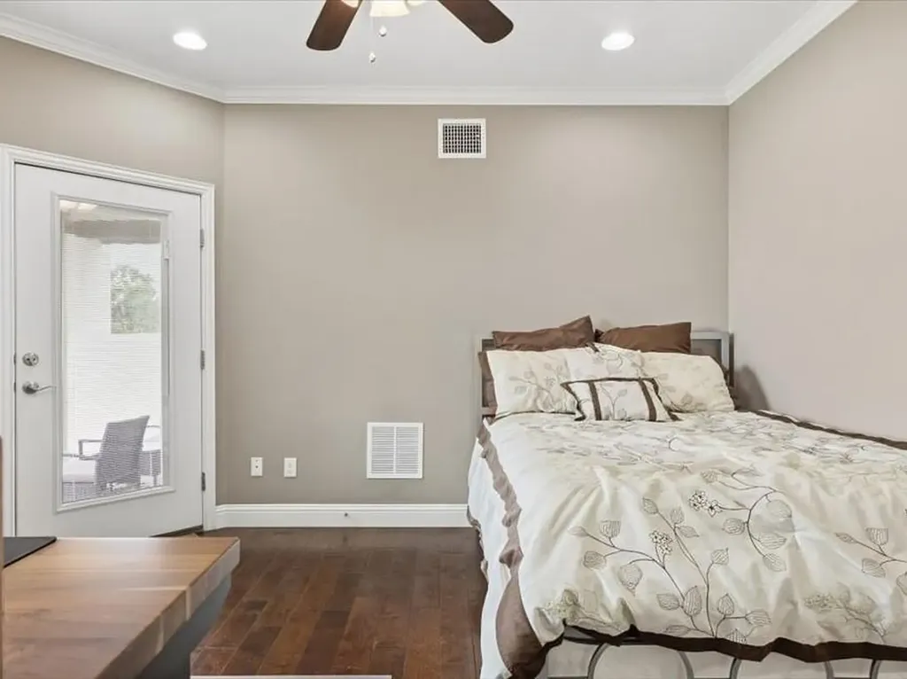6709 Melava Court Austin TX 78749
