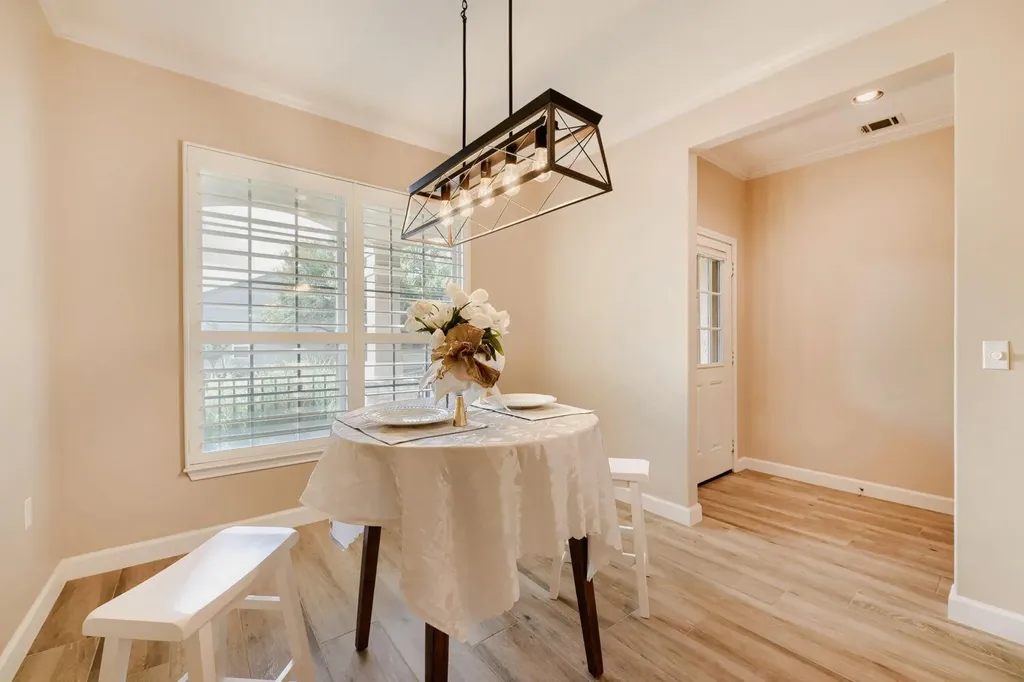 202 Farm Hill Drive Georgetown TX 78633