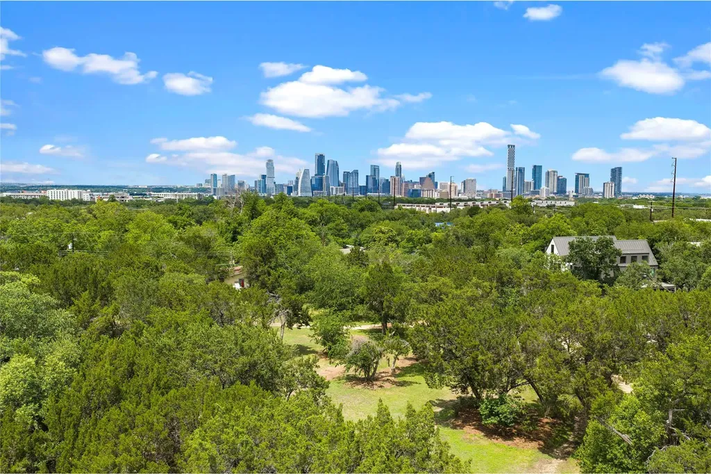 1102 Southwood Road Austin TX 78704