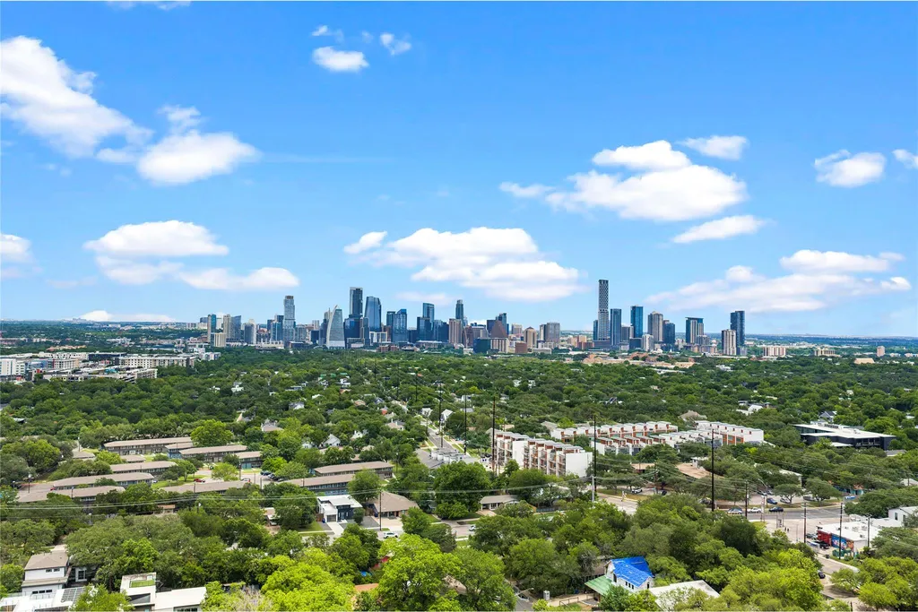 1102 Southwood Road Austin TX 78704