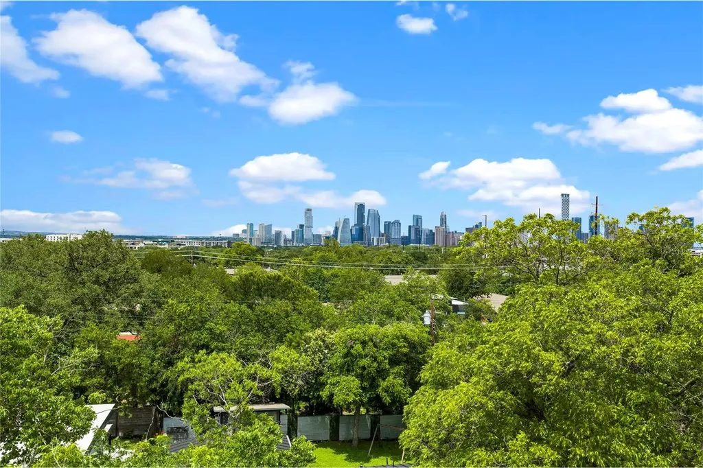 1102 Southwood Road Austin TX 78704