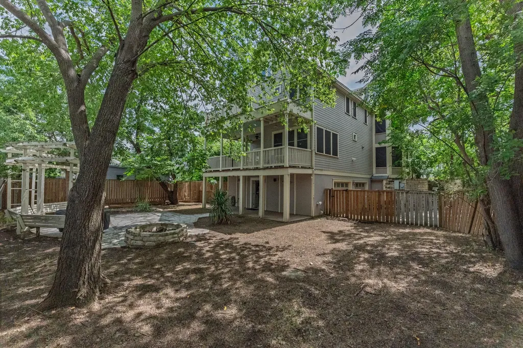 1153 San Bernard Street Austin TX 78702