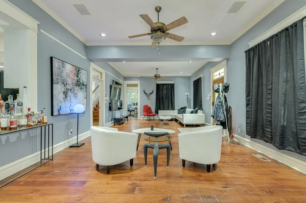 1153 San Bernard Street Austin TX 78702