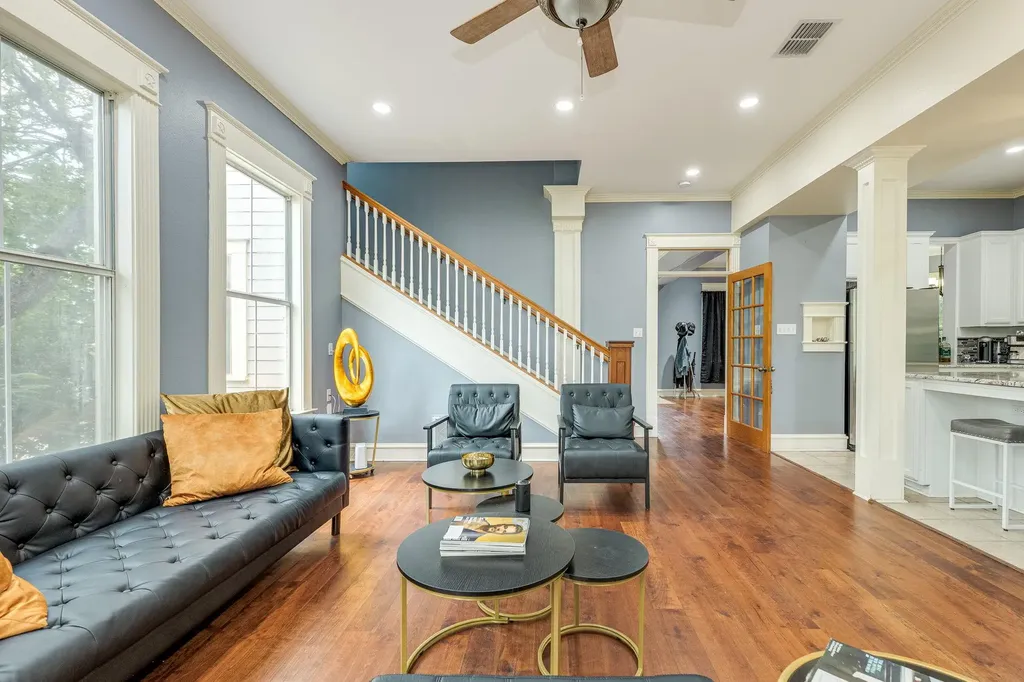 1153 San Bernard Street Austin TX 78702