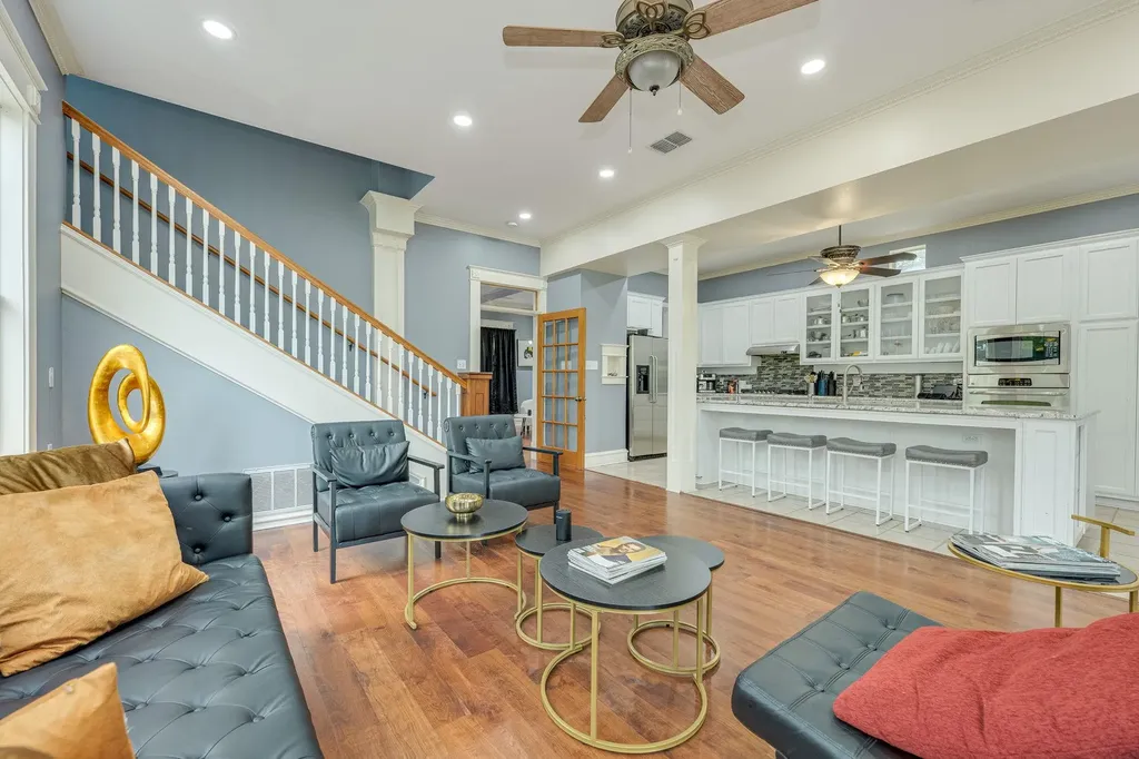 1153 San Bernard Street Austin TX 78702