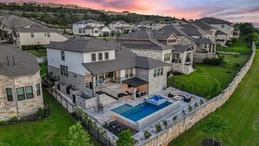 402 San Donato Drive Austin TX 78738