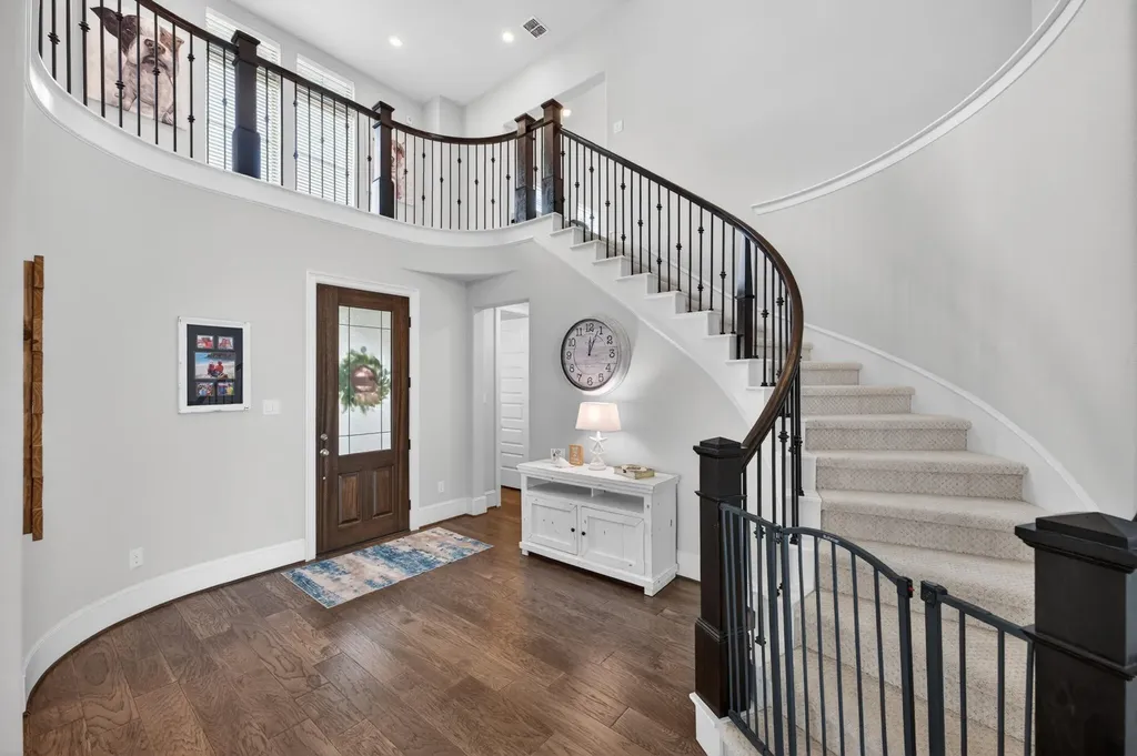 402 San Donato Drive Austin TX 78738