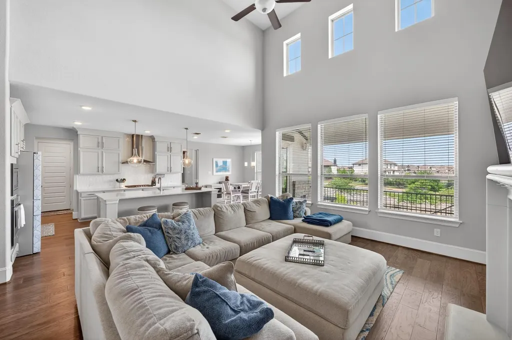 402 San Donato Drive Austin TX 78738