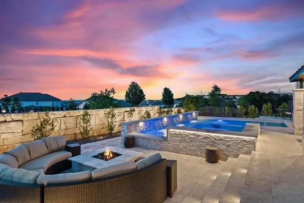 402 San Donato Drive Austin TX 78738