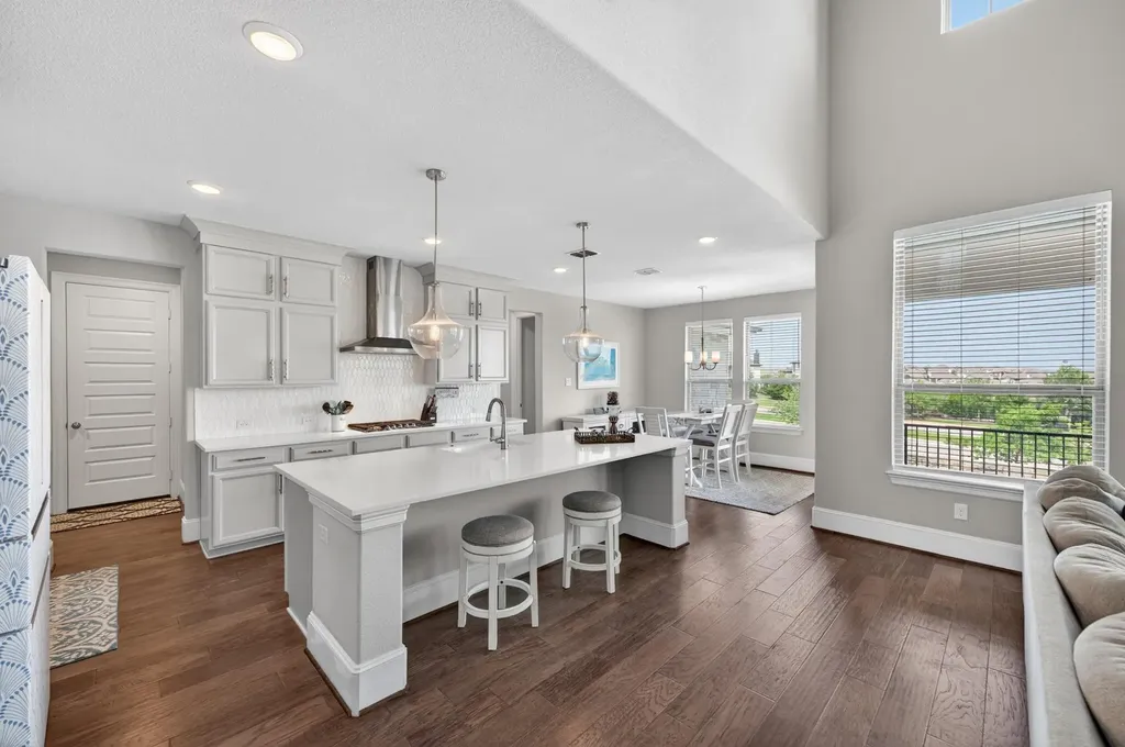 402 San Donato Drive Austin TX 78738