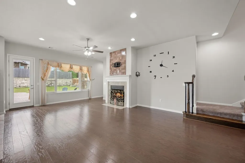 1509 Reprise Bend Round Rock TX 78681