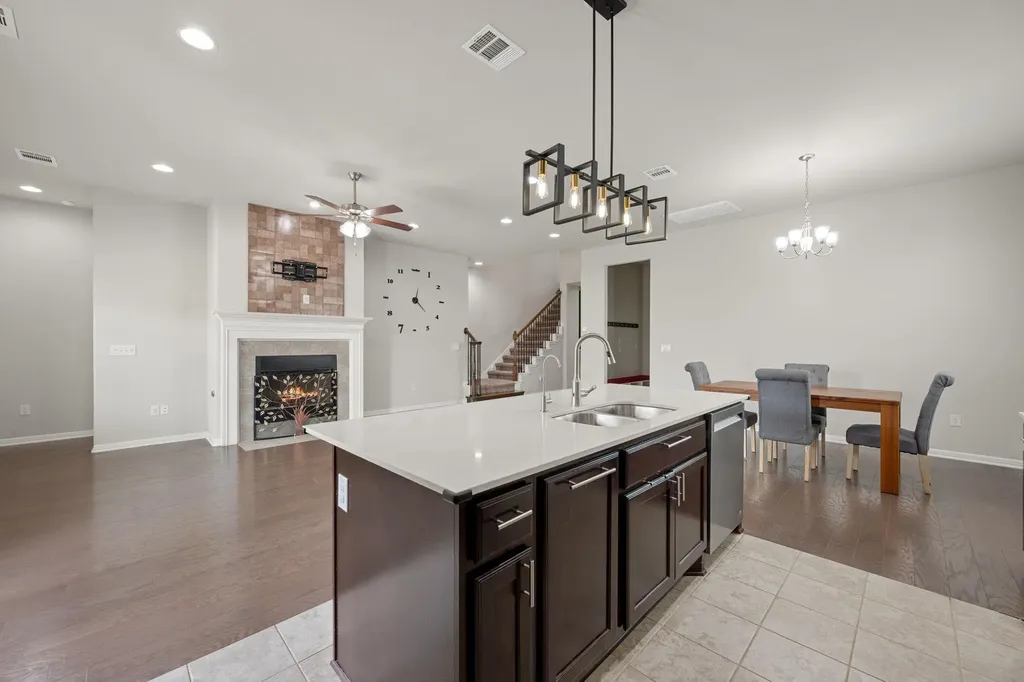 1509 Reprise Bend Round Rock TX 78681