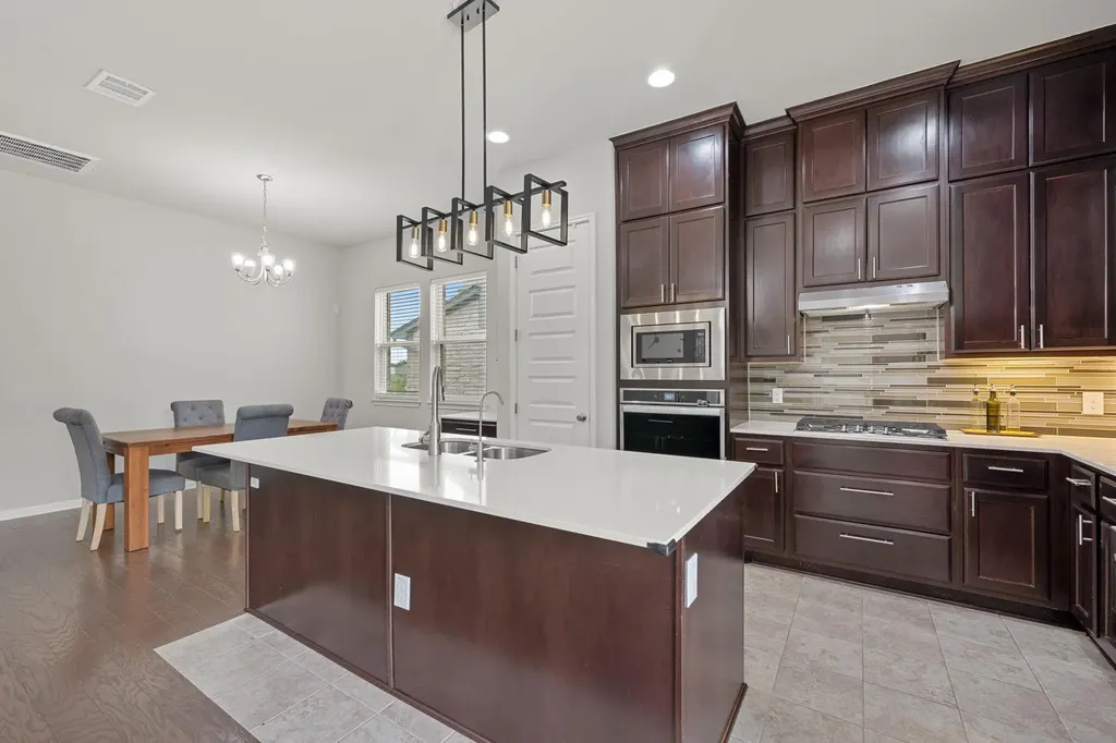 1509 Reprise Bend Round Rock TX 78681