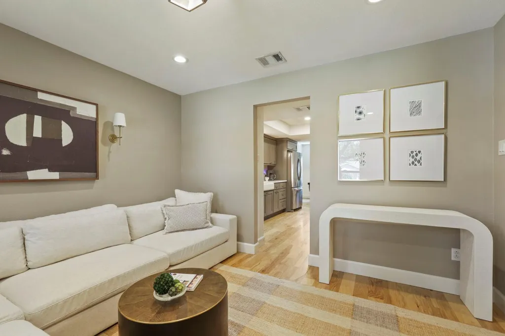 4103 Oak Creek Drive Austin TX 78727