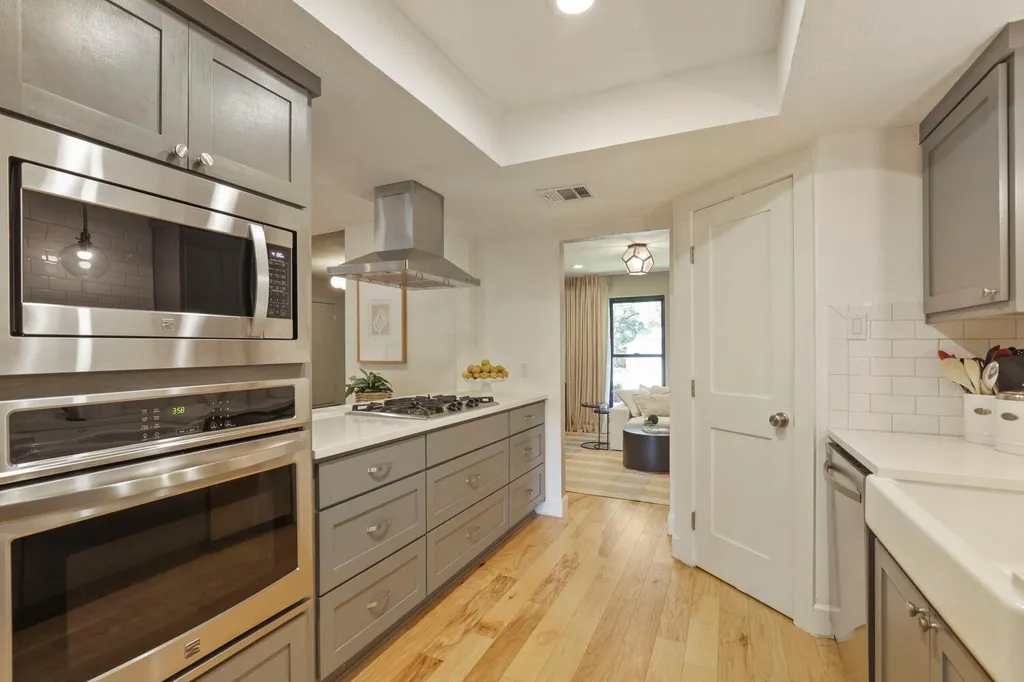 4103 Oak Creek Drive Austin TX 78727