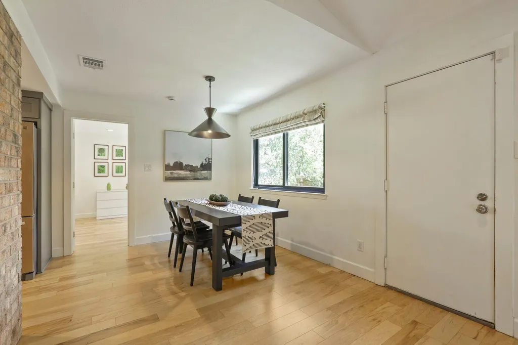 4103 Oak Creek Drive Austin TX 78727