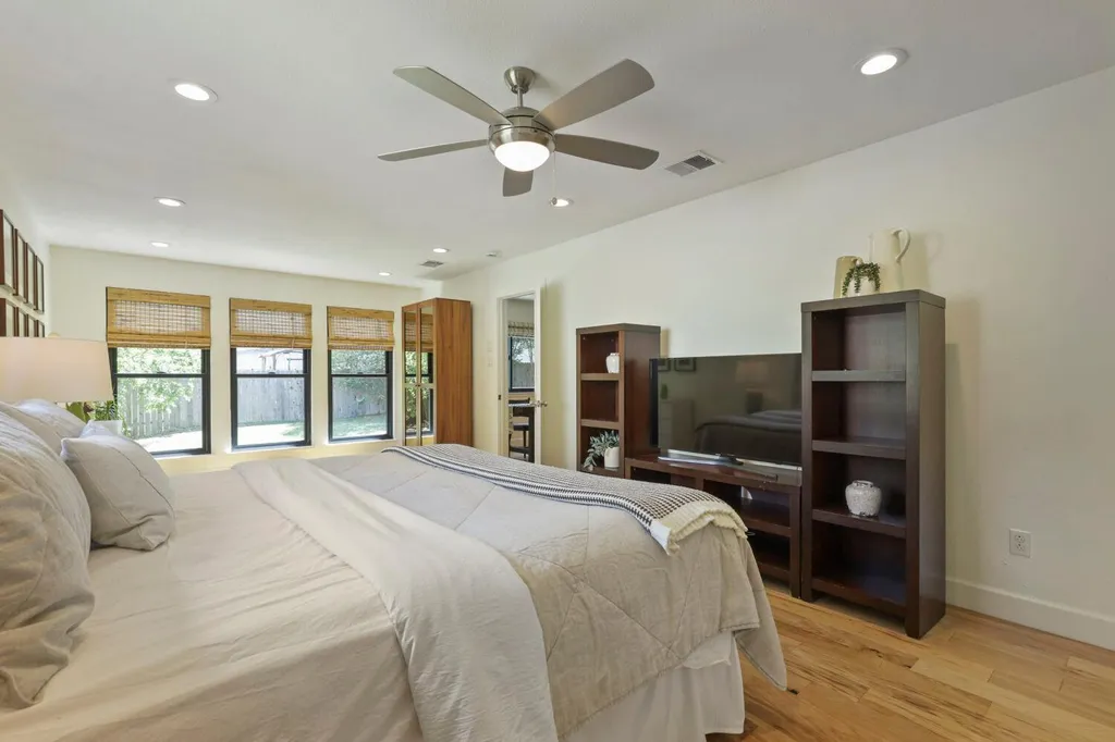 4103 Oak Creek Drive Austin TX 78727