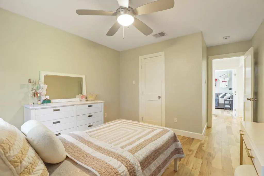 4103 Oak Creek Drive Austin TX 78727