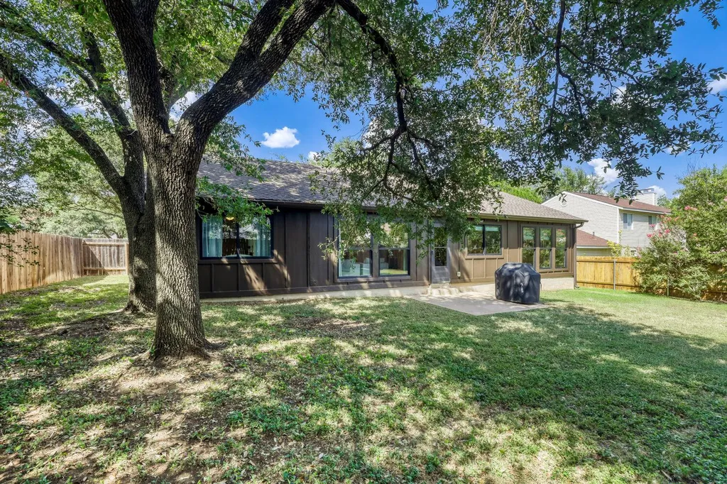 4103 Oak Creek Drive Austin TX 78727