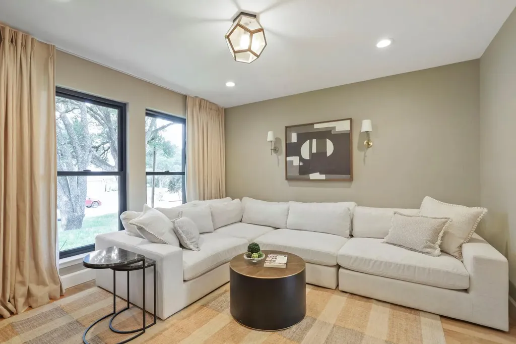 4103 Oak Creek Drive Austin TX 78727