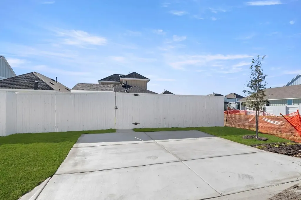 165 Daylily Drive Elgin TX 78621