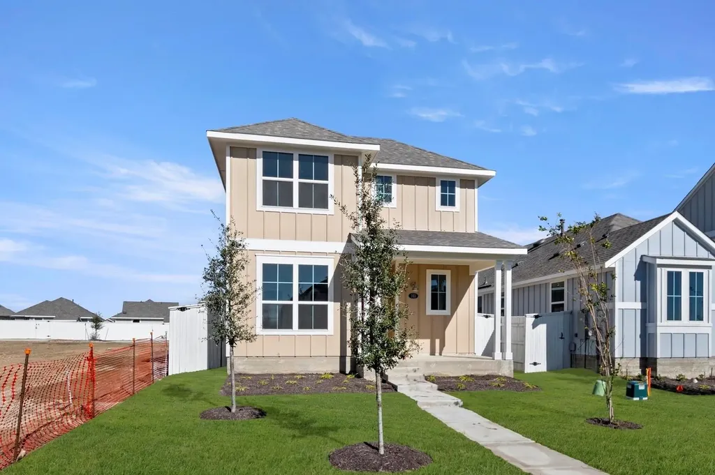 165 Daylily Drive Elgin TX 78621