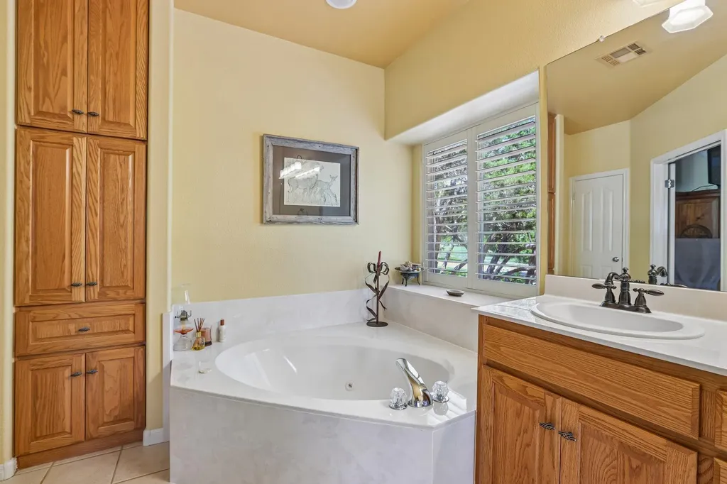 11705 Jess Drive Austin TX 78737