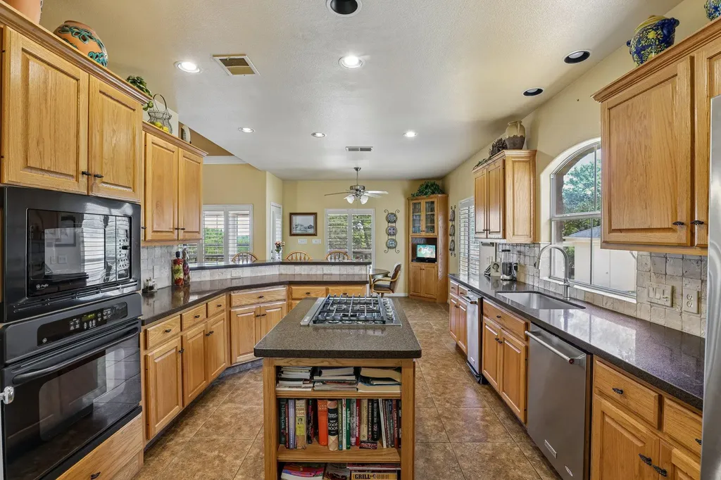 11705 Jess Drive Austin TX 78737