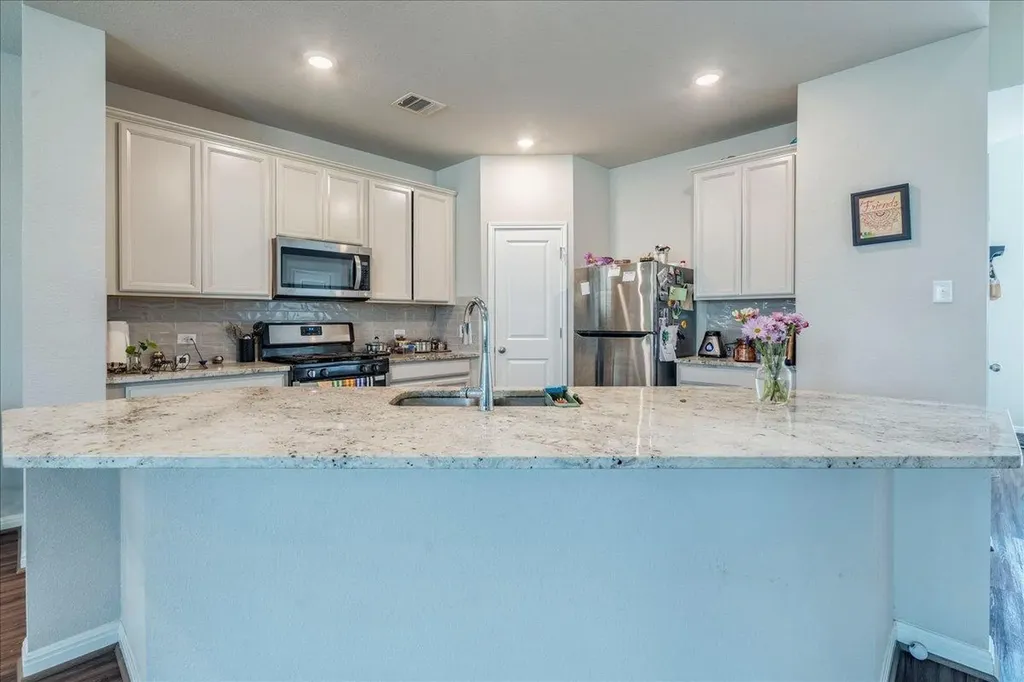 17206 Antioch Avenue Pflugerville TX 78660
