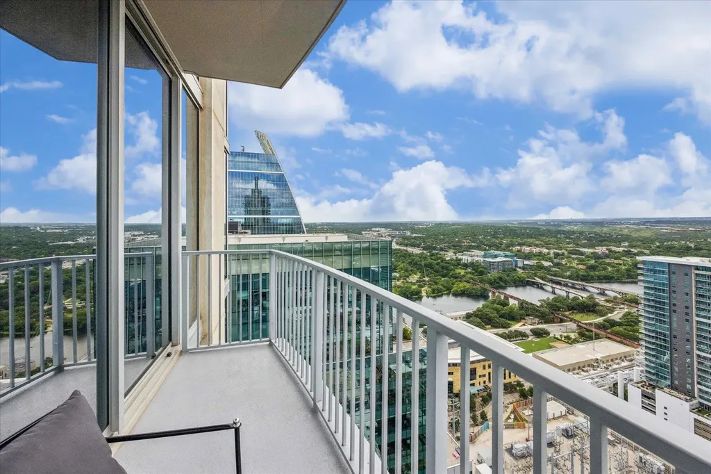 360 Nueces Street Austin TX 78701
