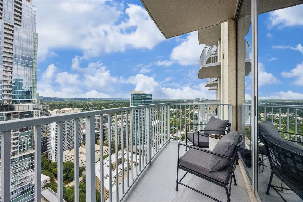 360 Nueces Street Austin TX 78701
