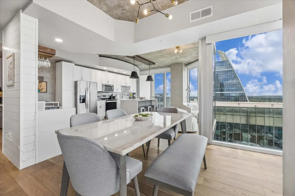 360 Nueces Street Austin TX 78701