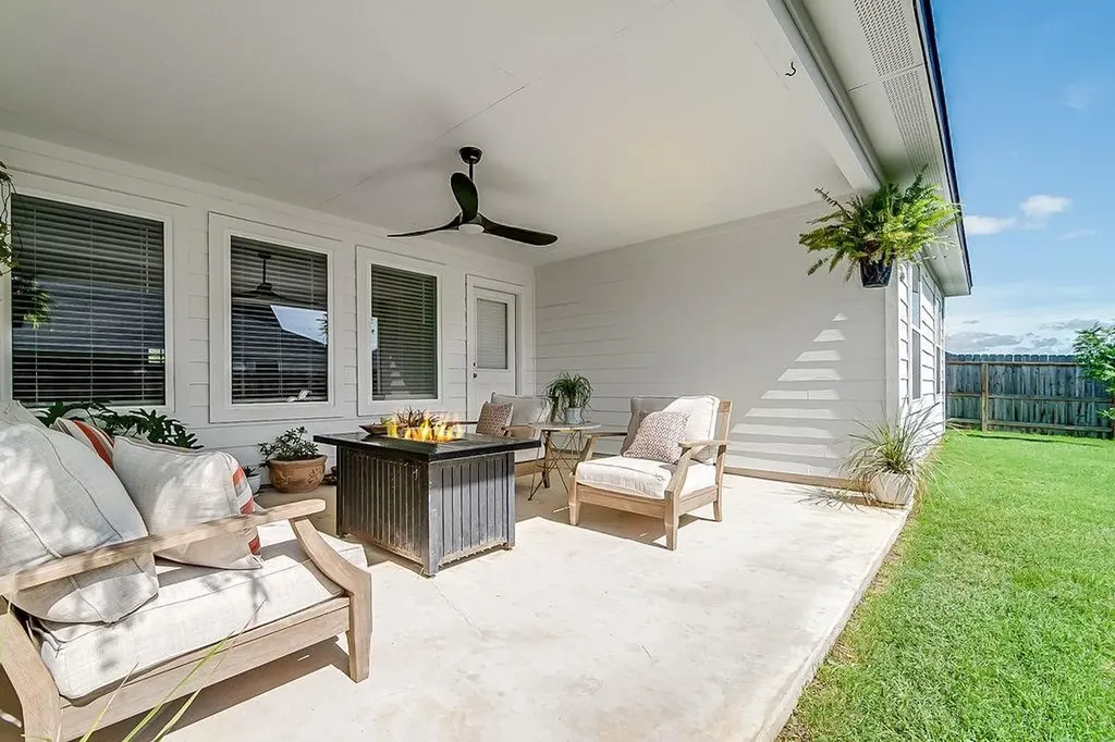 717 Tranquility Lane Fredericksburg TX 78624