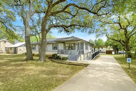403 W Anderson Avenue Round Rock TX 78664