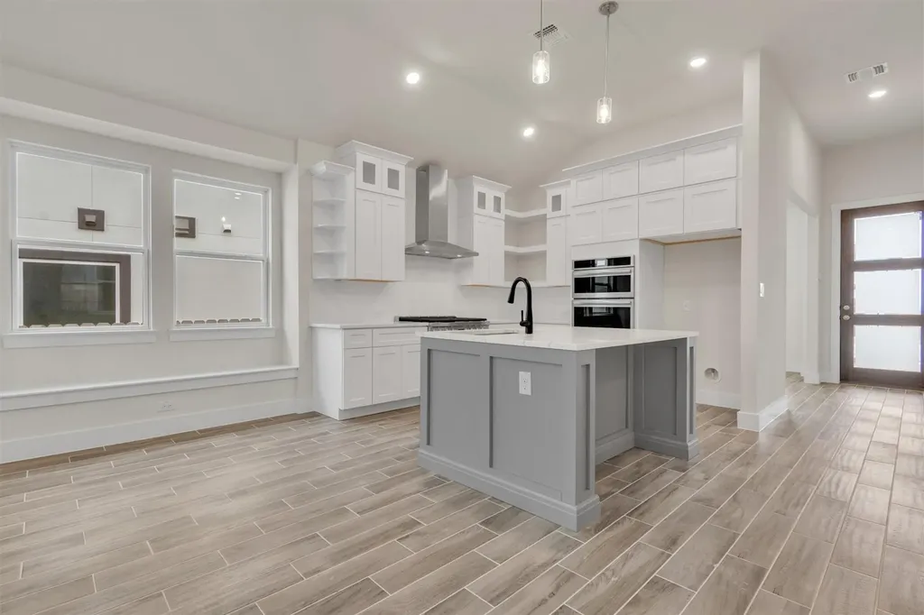 8502 Red Bottle Brush Road Lago Vista TX 78645