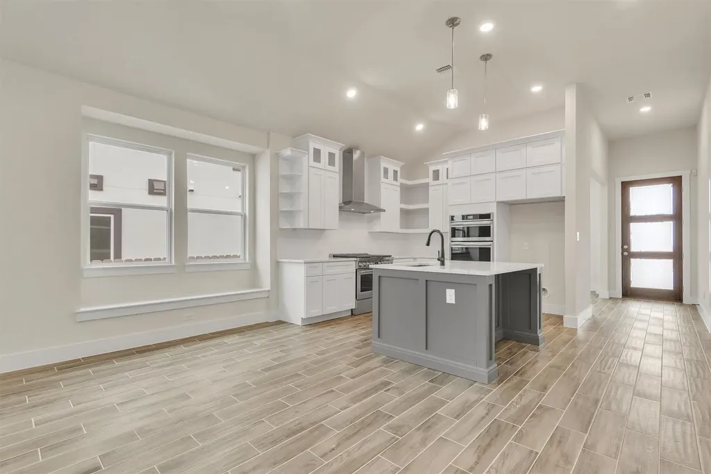 8502 Red Bottle Brush Road Lago Vista TX 78645